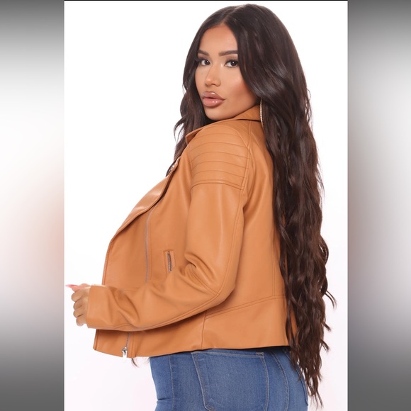 Brand New Fashion Nova Faux Leather Jacket, Size Medium in the Color ‘Cognac’ - Picture 3 of 4
